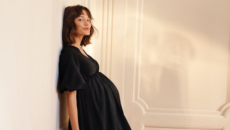 Cortes que se adaptan a la figura da igual el tamaño de la barriga | Foto: H&M