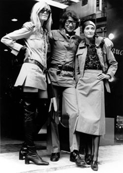 Yves Saint Laurent con Loulou de la Falaise