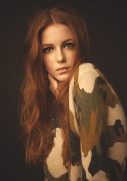 cosigue un look militar con pull&bear