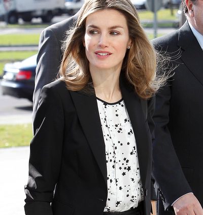 La Princesa Letizia se apunta a la moda de las estrellas