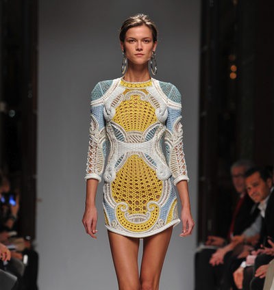 Balmain revive los noventa en la Semana de la Moda de París primavera/verano 2013