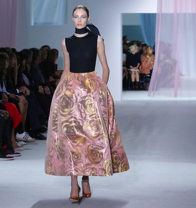 Raf Simons se estrena con éxito con la colección de Dior primavera/verano 2013 en la Semana de la Moda de París