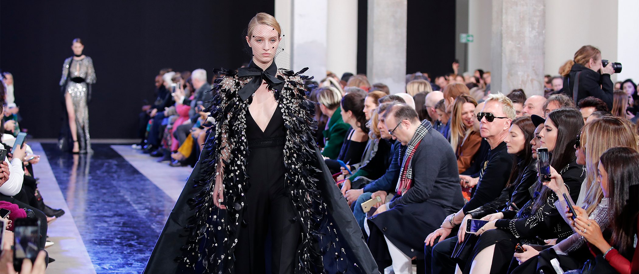 La espectacular puesta en escena de Elie Saab conquista la Semana de la Moda de París