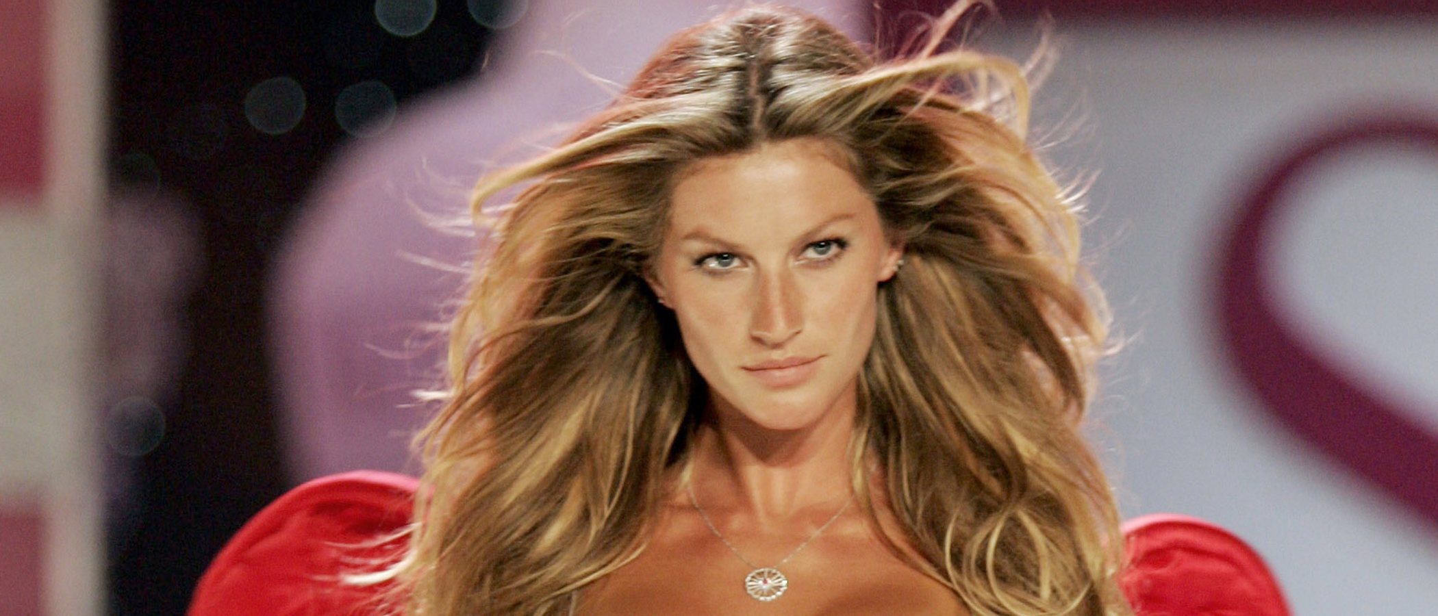 Relevo generacional en IMG Modelos: Gisele Bündchen se va; Natalia, la hija de Kobe Bryan, llega