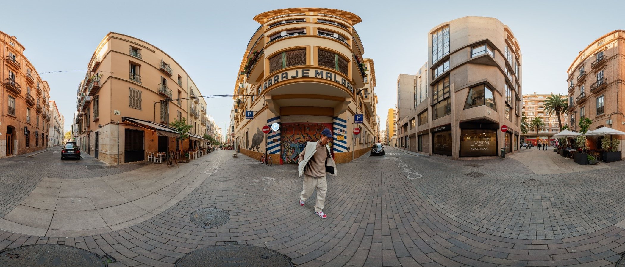Alba Reche, Marc Forné, Paula Cendejas... entre las rostros que puedes encontrar en el Google Street View de Zalando