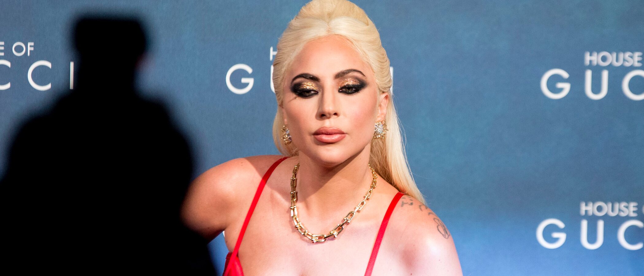 Oda a todos y cada uno de los looks de Lady Gaga durante las premieres de 'House Of Gucci'