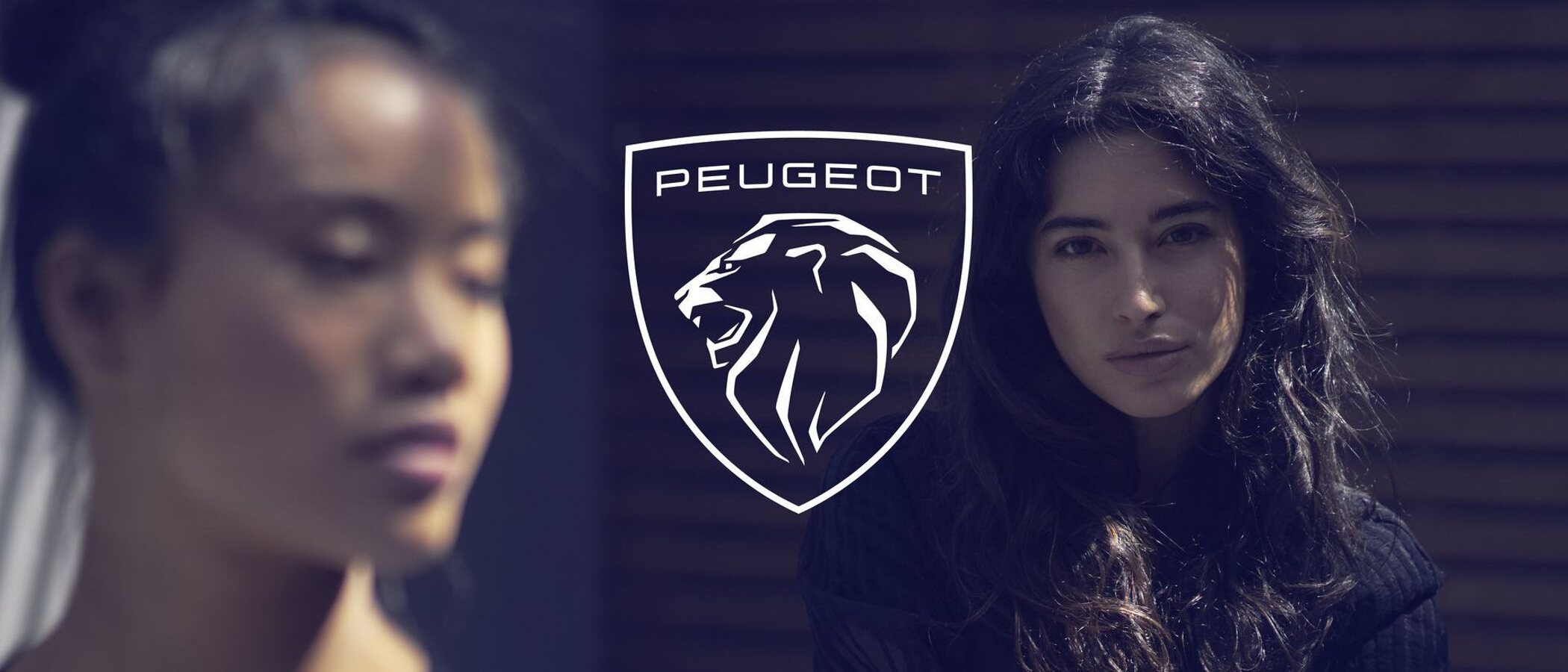 Peugeot presenta su nueva boutique con su primera línea de ropa