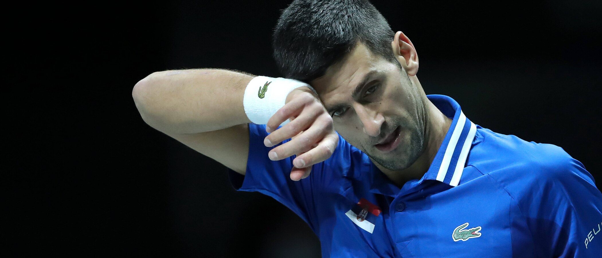 La polémica de Djokovic llega al mundo de la moda: Lacoste se replantea su patrocinio
