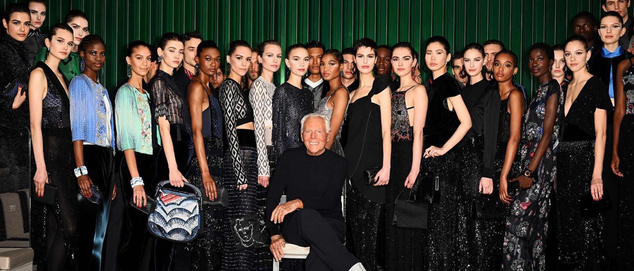 El gesto de Giorgio Armani con el pueblo ucraniano en su desfile otoño/invierno 2022 en Milán