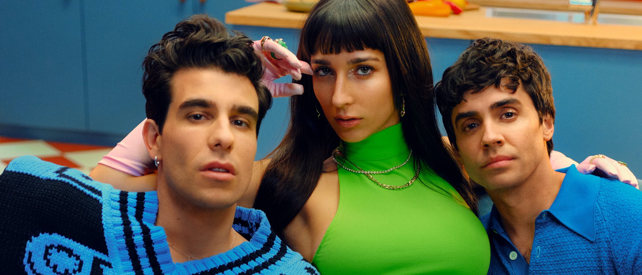 Javier Calvo, Lola Rodríguez y Javier Ambrossi protagonizan la campaña de H&M para el Orgullo 2022