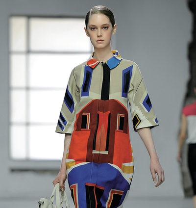 Longchamp presenta su colección 'Less is More' para esta primavera 2013