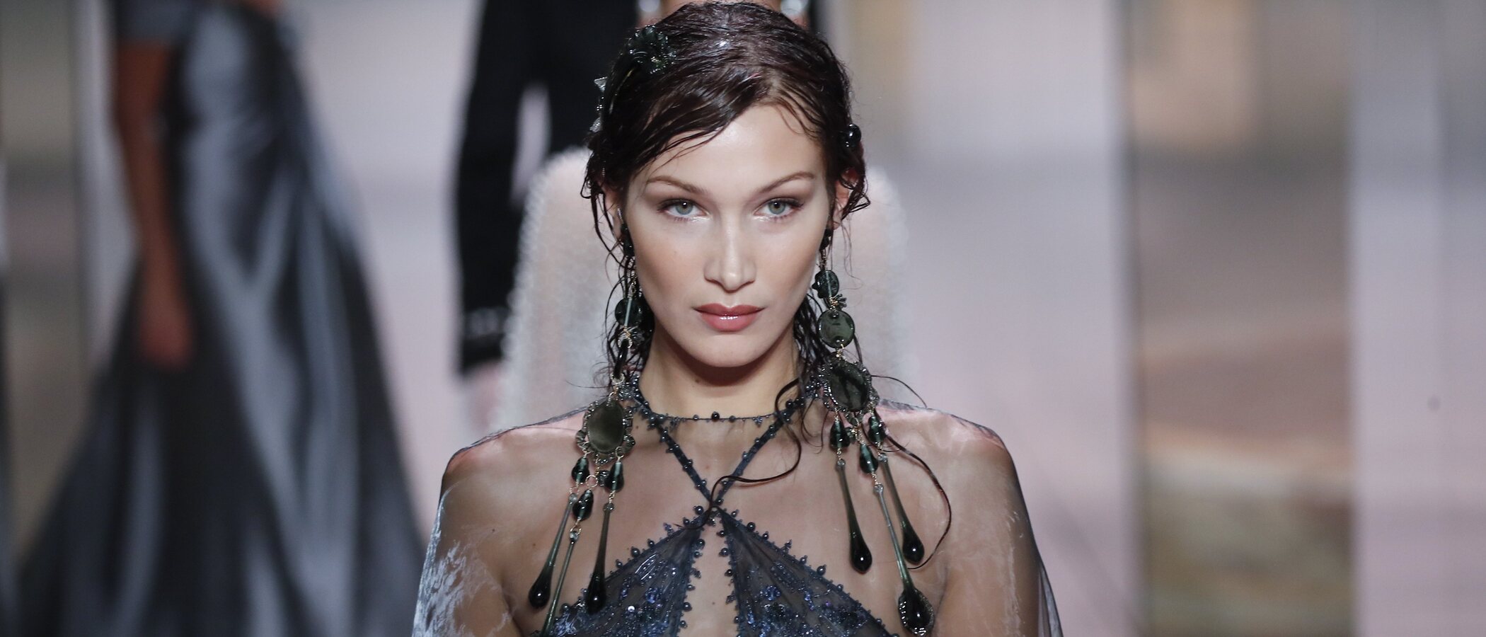 Moda Alta Costura: ¿Qué es y que implica una colección Haute Couture?