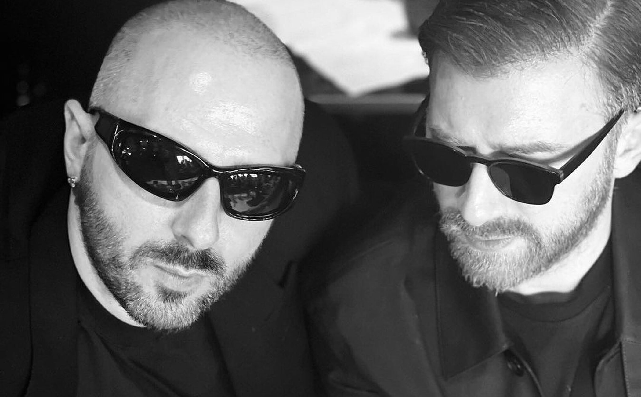 Los hermanos Gvasalia se marcan un 'Kardashian': Vetements acusa a Balenciaga de plagiarle en uno de sus últimos diseños