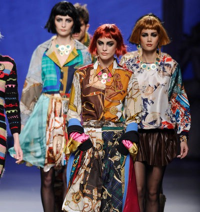 Francis Montesinos presenta una mezcla de estilos y colores en Madrid Fashion Week otoño/invierno 2012/2013