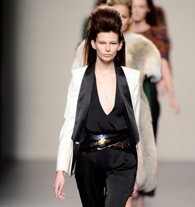 Miguel Palacio apuesta por el verde, negro y blanco para el otoño/invierno 2013/2014 en la Madrid Fashion Week