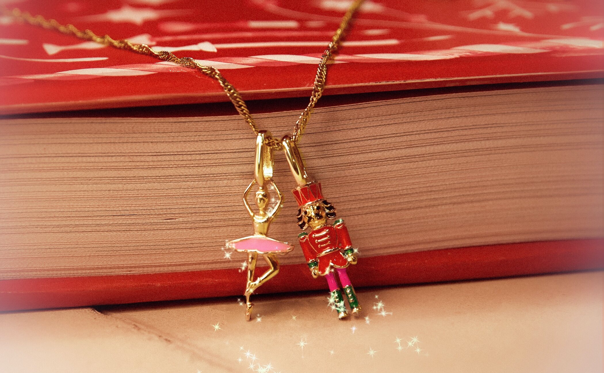 Singularu se inspira en 'El Cascanueces' para regalar fantasía esta Navidad