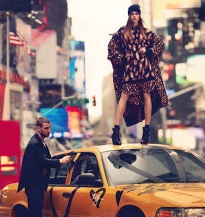 Cara Delevingne repite como imagen de DKNY para este invierno 2013/2014