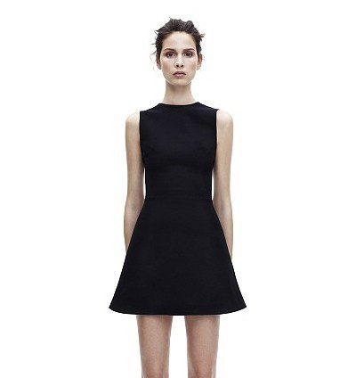 Victoria Beckham relanza sus diseños más famosos con la línea 'Icon'