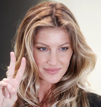 Gisele Bündchen se desnuda para el décimo aniversario de Fidelia