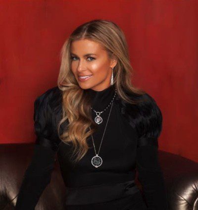 Carmen Electra presenta las nuevas propuestas de joyería de MYiMenso