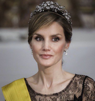 ¿Qué vestido lucirá la Princesa Letizia el día que se convierta en Reina?