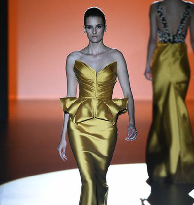 Hannibal Laguna apuesta por los colores del atardecer para primavera/verano 2015 en Madrid Fashion Week