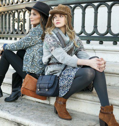 Lady Addict y Anastasya Bondarenko lucen los diseños de la nueva colección de Indi & Cold