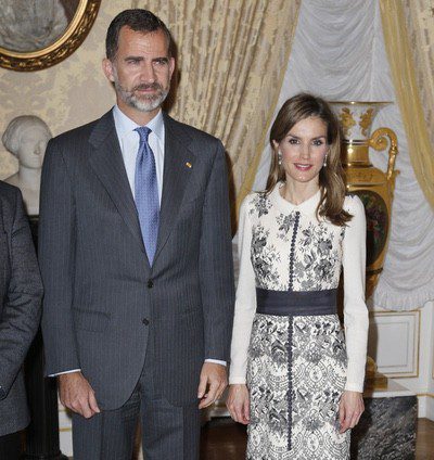 La Reina Letizia repite vestido de Felipe Varela para su visita a Luxemburgo