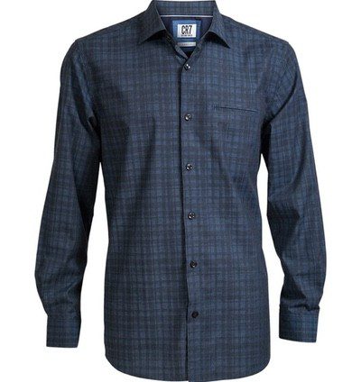 Cristiano Ronaldo continúa su andadura en la moda con una nueva colección de camisas