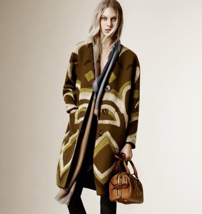 Burberry se adelanta al resto de firmas y presenta su precolección otoño/invierno 2015