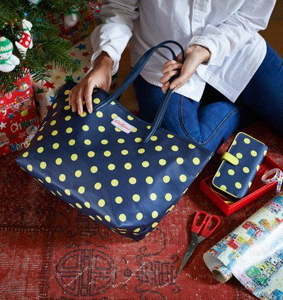 Cath Kidston tiñe con colores atrevidos nuestro día a día