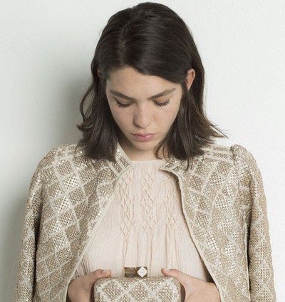 Hoss Intropia llena su nueva colección de colores fríos para el invierno 2014