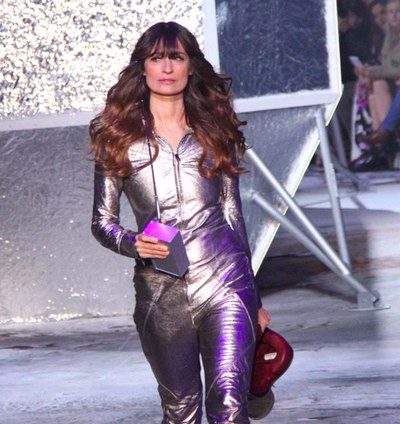 H&M lleva a la Paris Fashion Week la tendencia futurista y el sporty chic