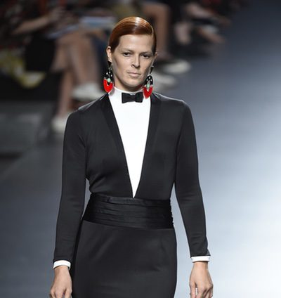 El folclore andaluz y la modernidad se fusionan para la colección primavera/verano 2016 de David Delfín en Madrid Fashion Week
