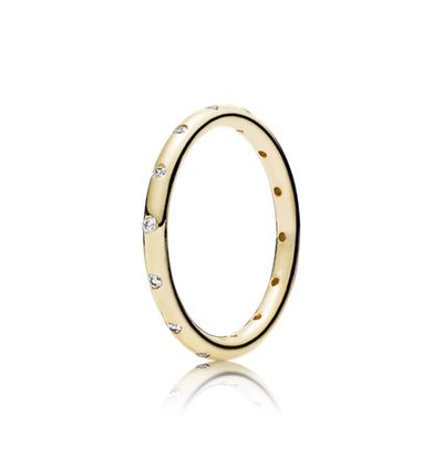Pandora adelanta la luz de la primavera 2016 con una colección en colores pastel, oro y plata