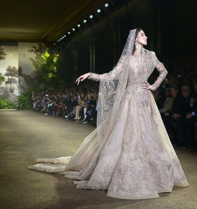 Elie Saab presenta a sus princesas del medio oriente para la Alta Costura primavera/verano 2016