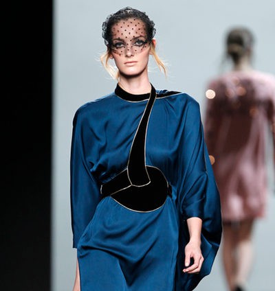Sensualidad en estado puro con Miguel Palacio sobre la pasarela de la Madrid Fashion Week