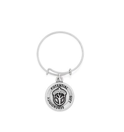 Alex and Ani se aventura en el diseño de una línea de anillos con la estética típica de sus 'charms' para verano 2016