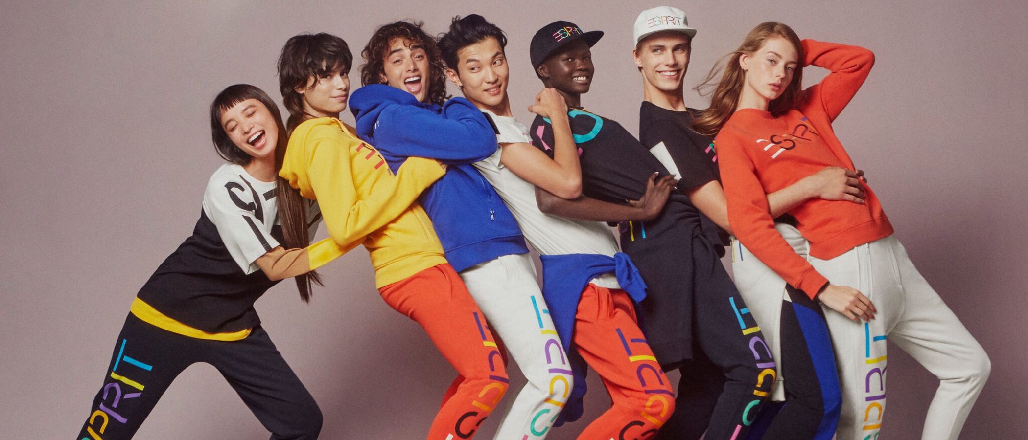 Opening Ceremony y Esprit unen fuerzas para un otoño/invierno 2016/2017 muy versátil