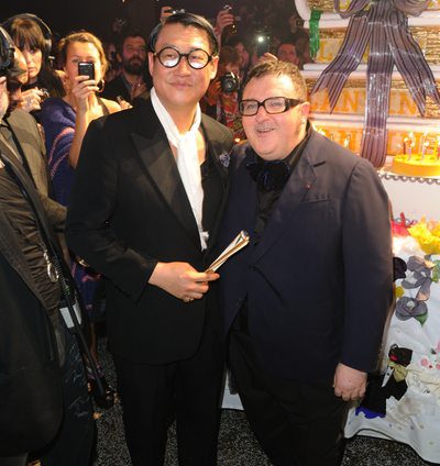 Alber Elbaz celebra 10 años de diversión y excesos como director creativo de Lanvin