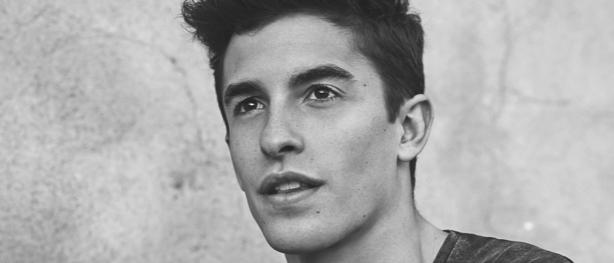 Marc Márquez, de piloto a diseñador con Pull&Bear para primavera/verano 2017