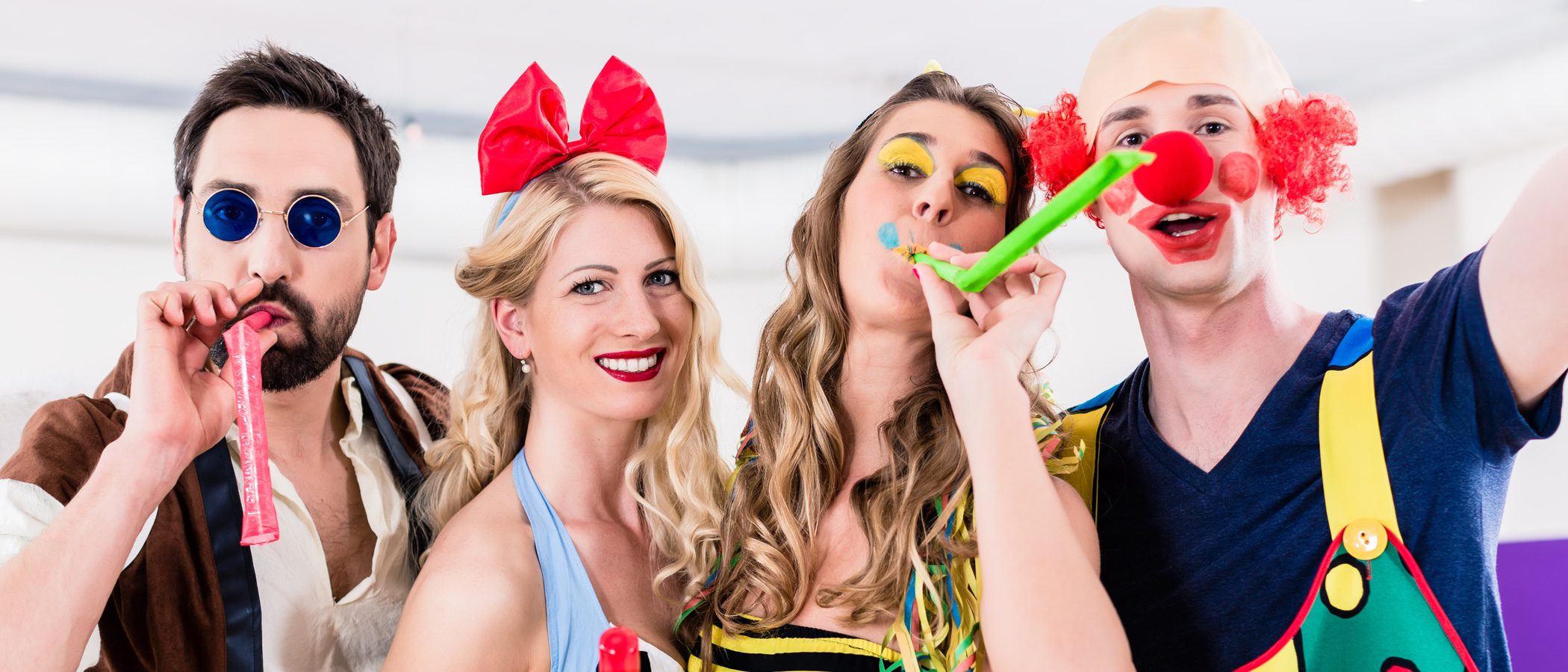 5 disfraces prohibidos para Carnaval