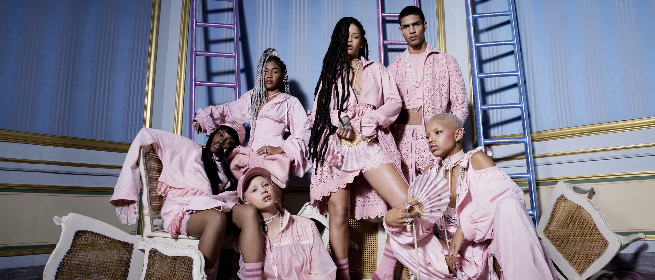 Rihanna diseña nuevos modelos de calzado para Puma en su colección 'Fenty' primavera/verano 2017