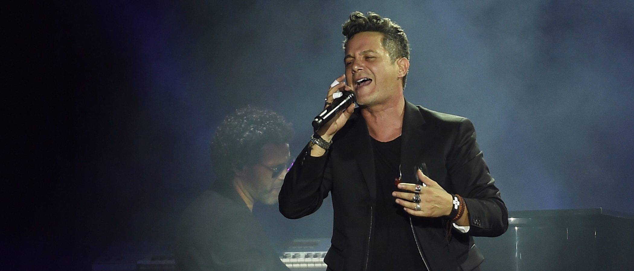 Alejandro Sanz anuncia su nuevo proyecto como diseñador