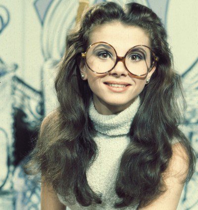 Las míticas gafas del concurso 'Un, dos, tres' siguen marcando tendencia