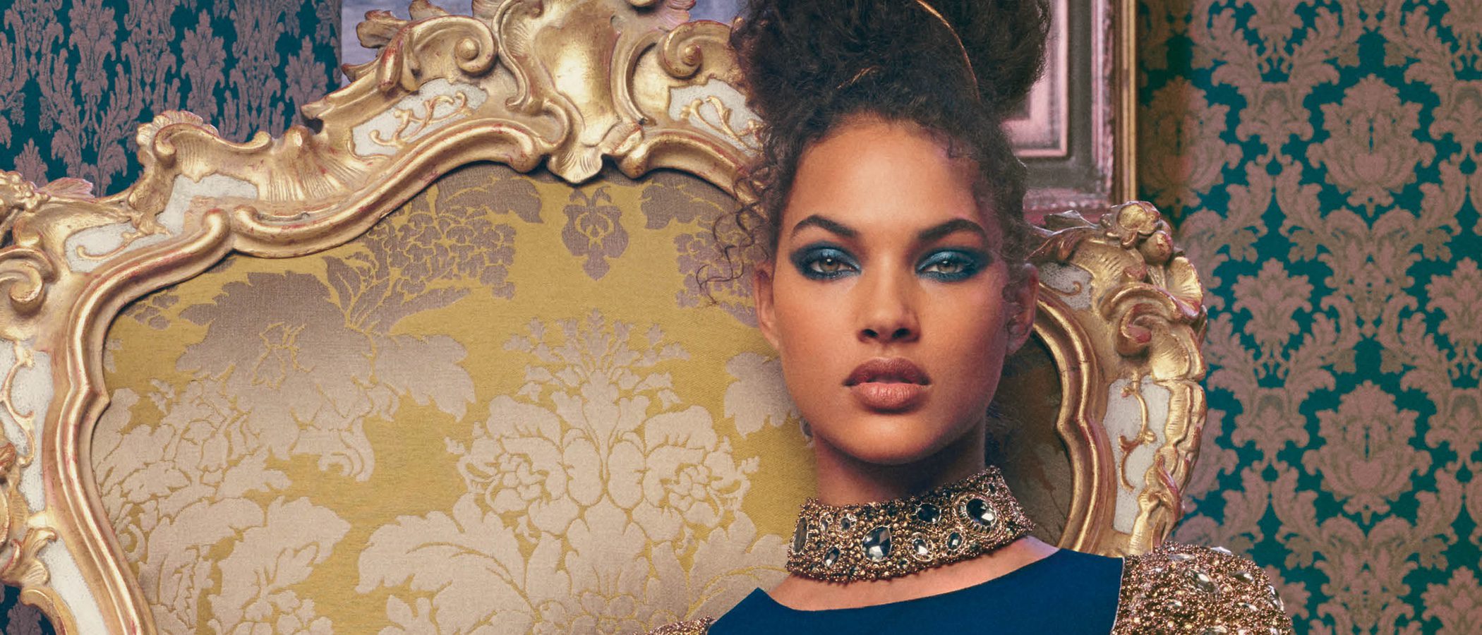 Furla extiende su campaña 'The Furla Society' a la temporada primavera/verano 2018