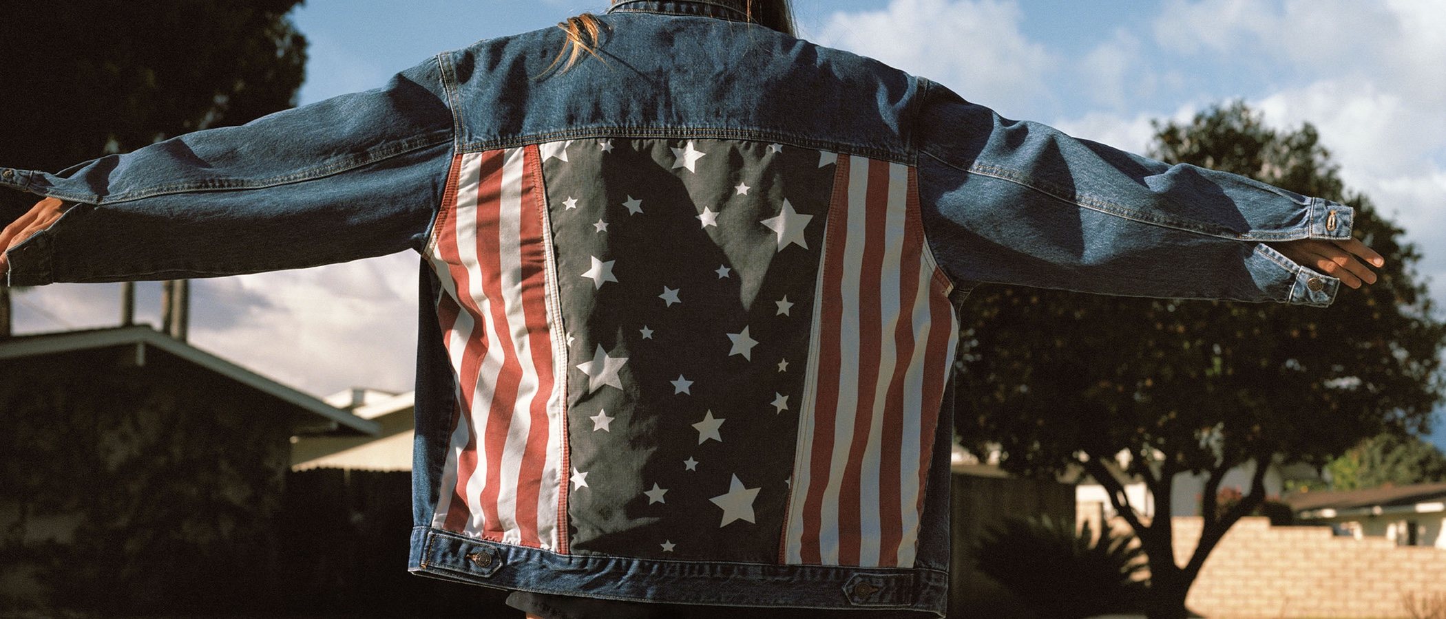 Pull and Bear presenta una colección 'Teen Girl' con inspiración americana