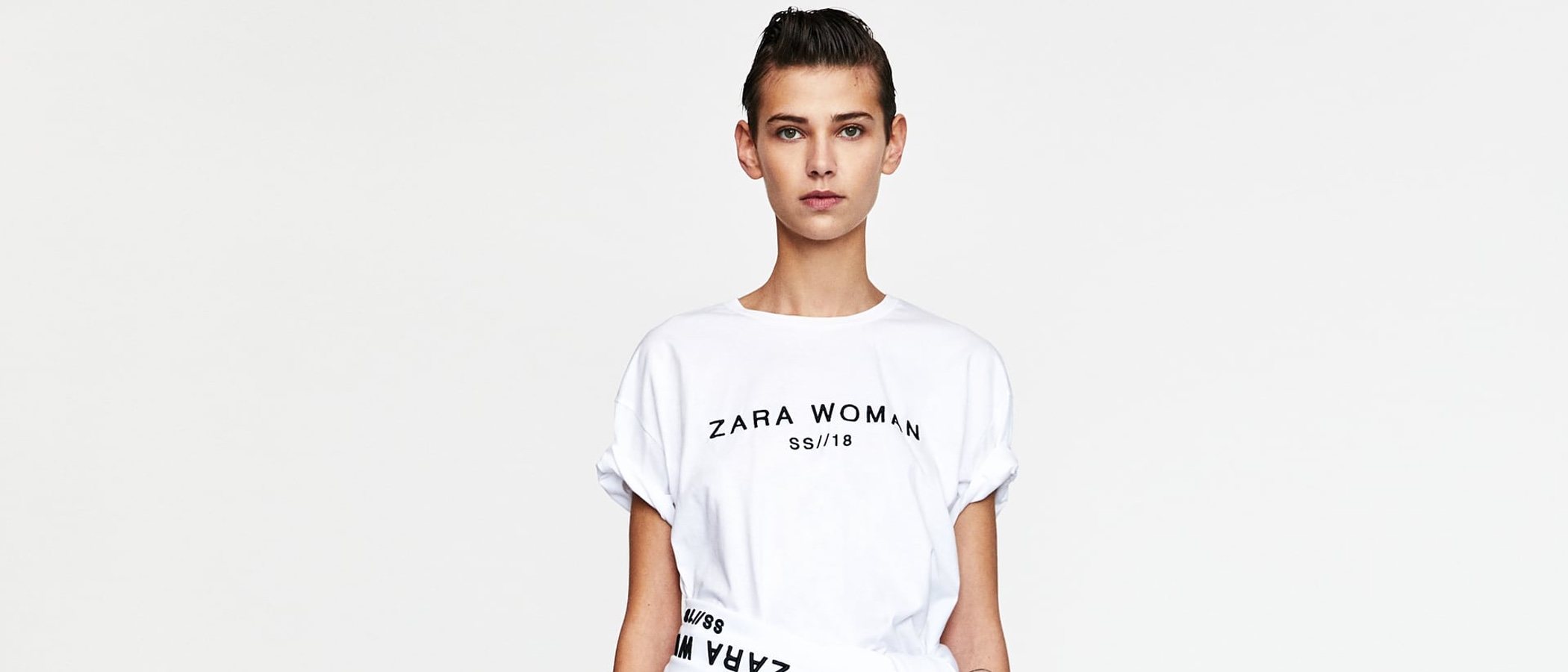 Zara lanza una colección cápsula en el que su logo es el centro de todas las miradas