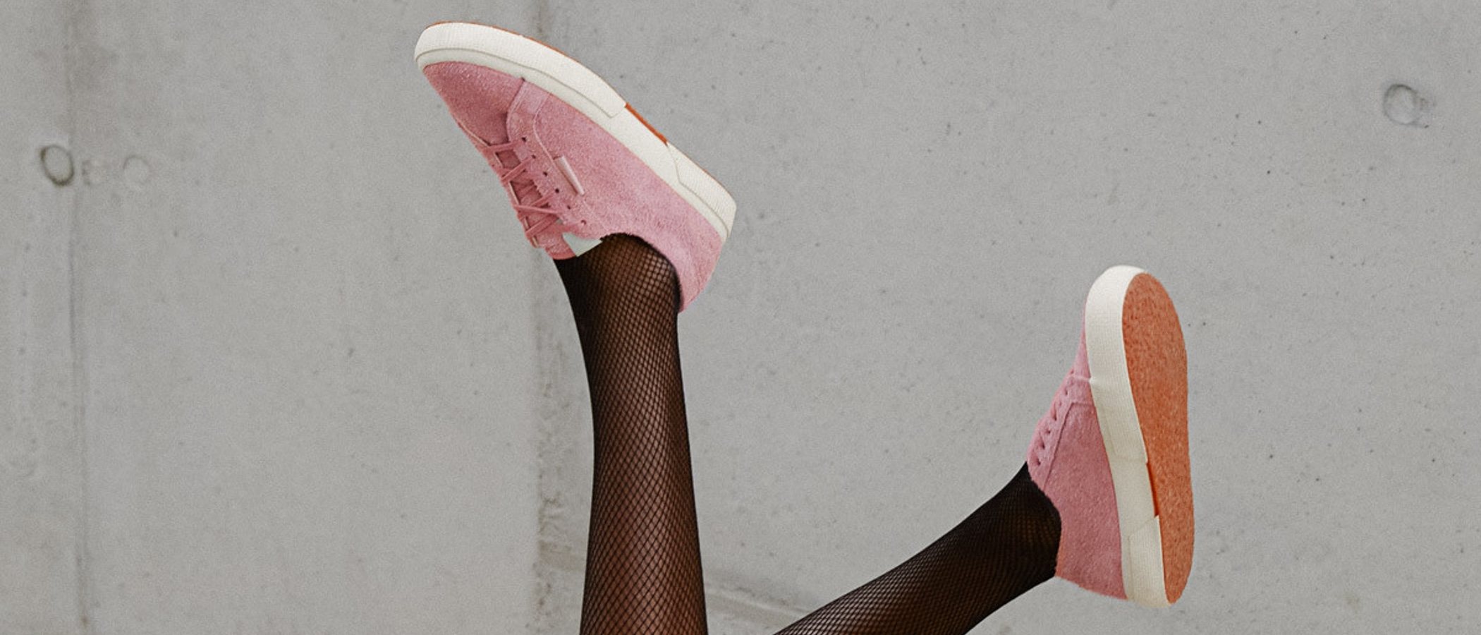 Superga se alía con Highsnobiety para la reedición de su clásico