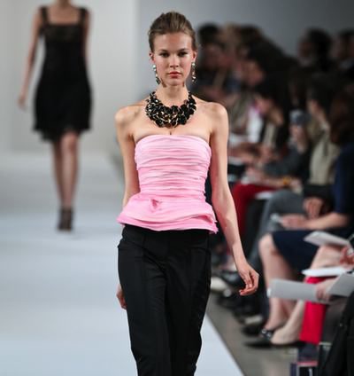 Oscar de la Renta presenta en Nueva York su Colección Crucero 2013